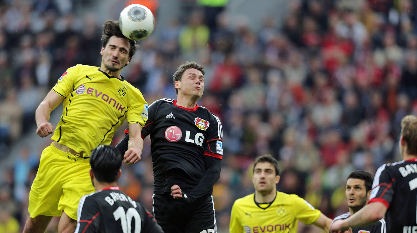 Misslungener Saisonstart: Hummels (l.) und der BVB unterliegen Leverkusen mit 0:2 © 2014 Getty Images