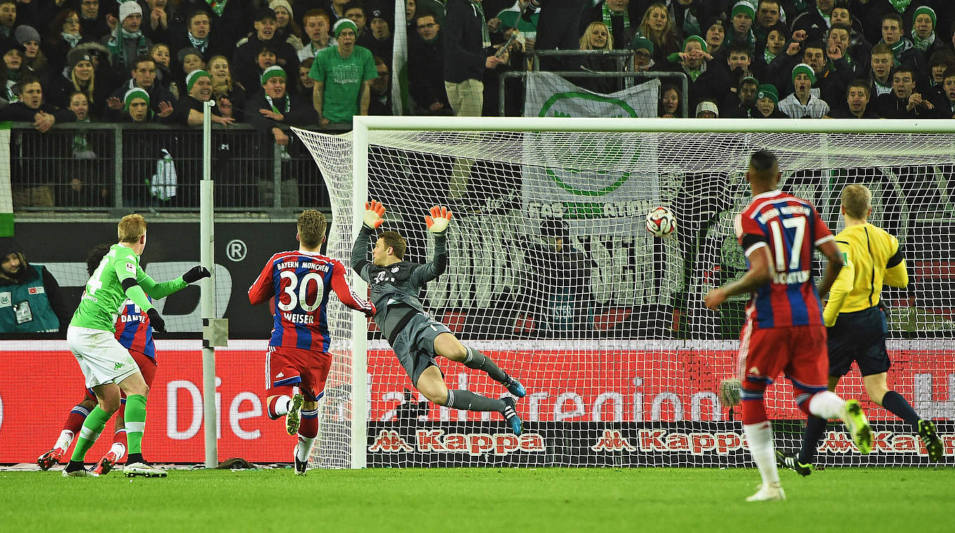 Trifft sehenswert zum 4:1-Endstand: Wolfsburgs Kevin de Bruyne © 2015 Getty Images