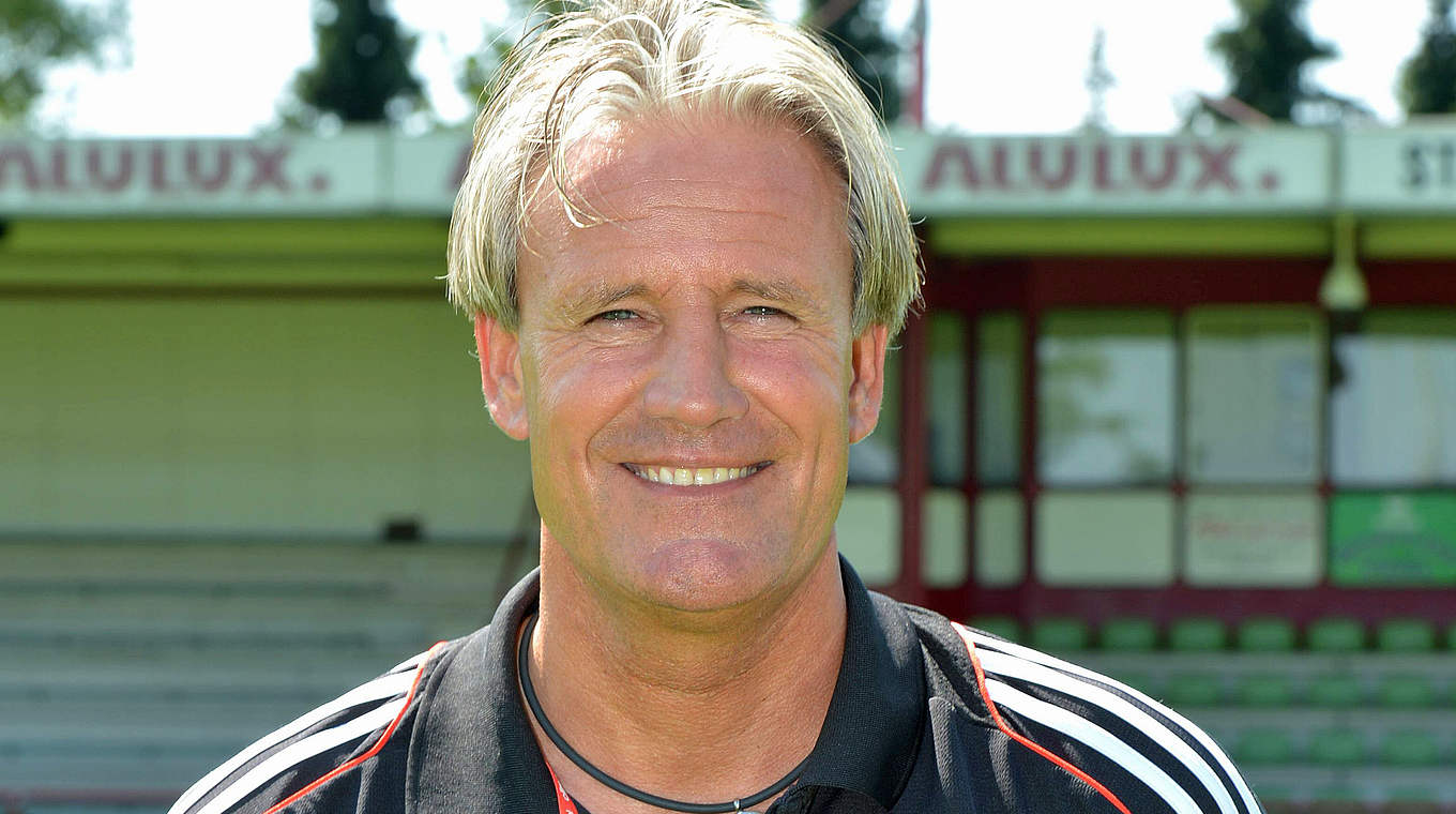 Verlängert seinen Vertrag beim SC Verl: Trainer Andreas Golombek © imago/Dünhölter SportPresseFoto