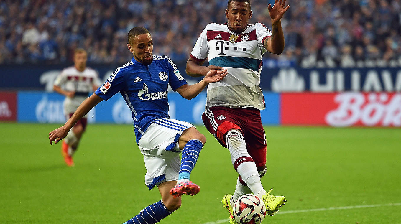 Nationalspieler im Duell: Schalkes Sidney Sam gegen Bayerns Jerome Boateng (r.) © 2014 Getty Images