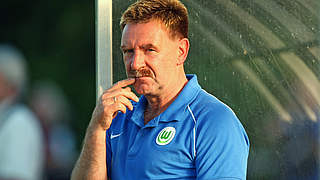 Siegreich in Hamburg: Manfred Mattes und der VfL Wolfsburg © 2009 Getty Images