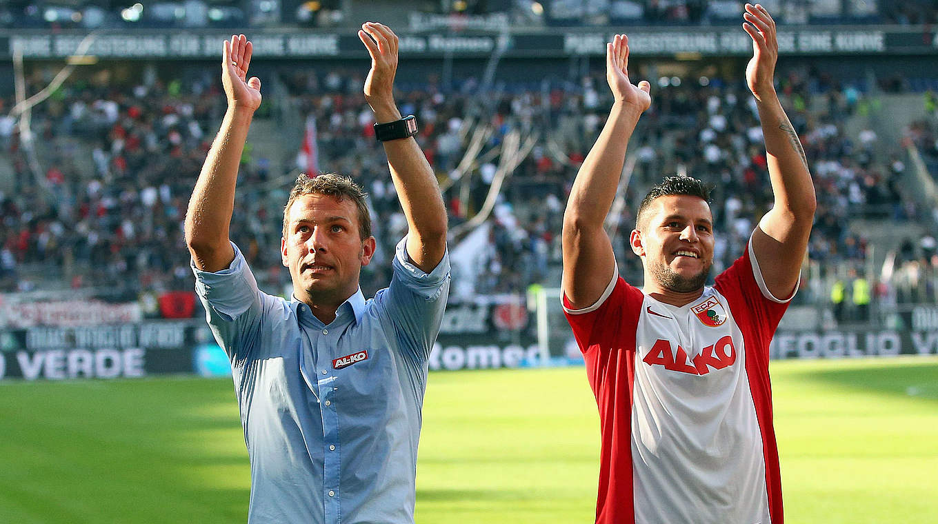 Freuten sich über das 1:0 im Hinspiel: FCA-Trainer Markus Weinzierl (l.) und Raul Bobadilla © 2014 Getty Images
