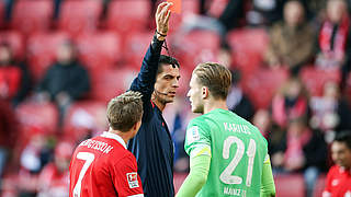 Muss ein Spiel aussetzen: U 21-Nationaltorwart Loris Karius von Mainz 05 (r.) © 2015 Getty Images