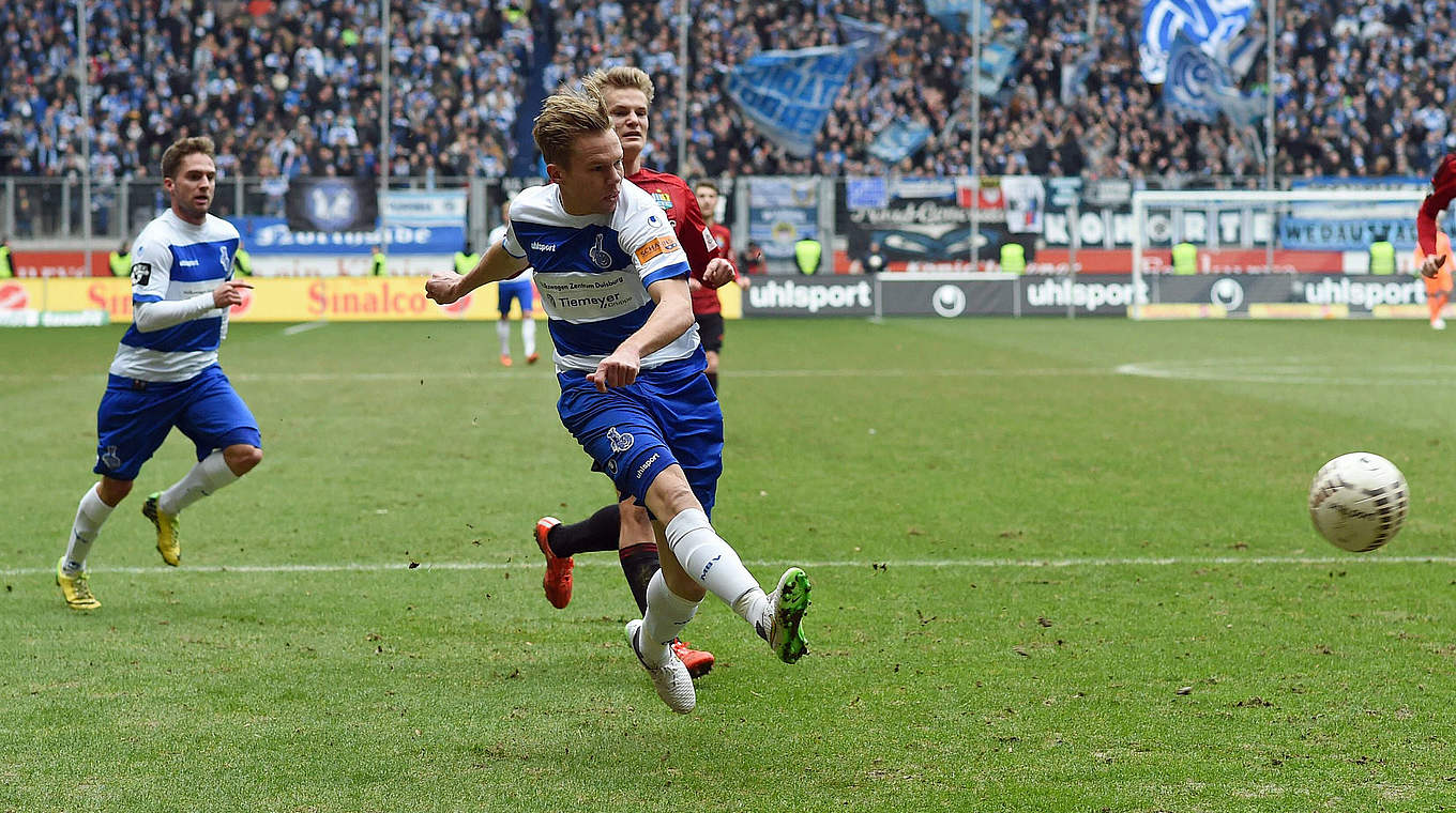 Starker Auftritt gegen den Chemnitzer FC: Zuerst erzielt Dennis Grote (v.) das 1:0... © imago/Team 2