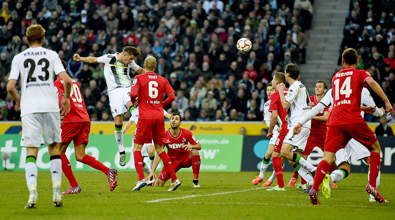 An injury-time goal clinched Gladbach's win in the Rhine derby against 1. FC Köln © 2015 Getty Images