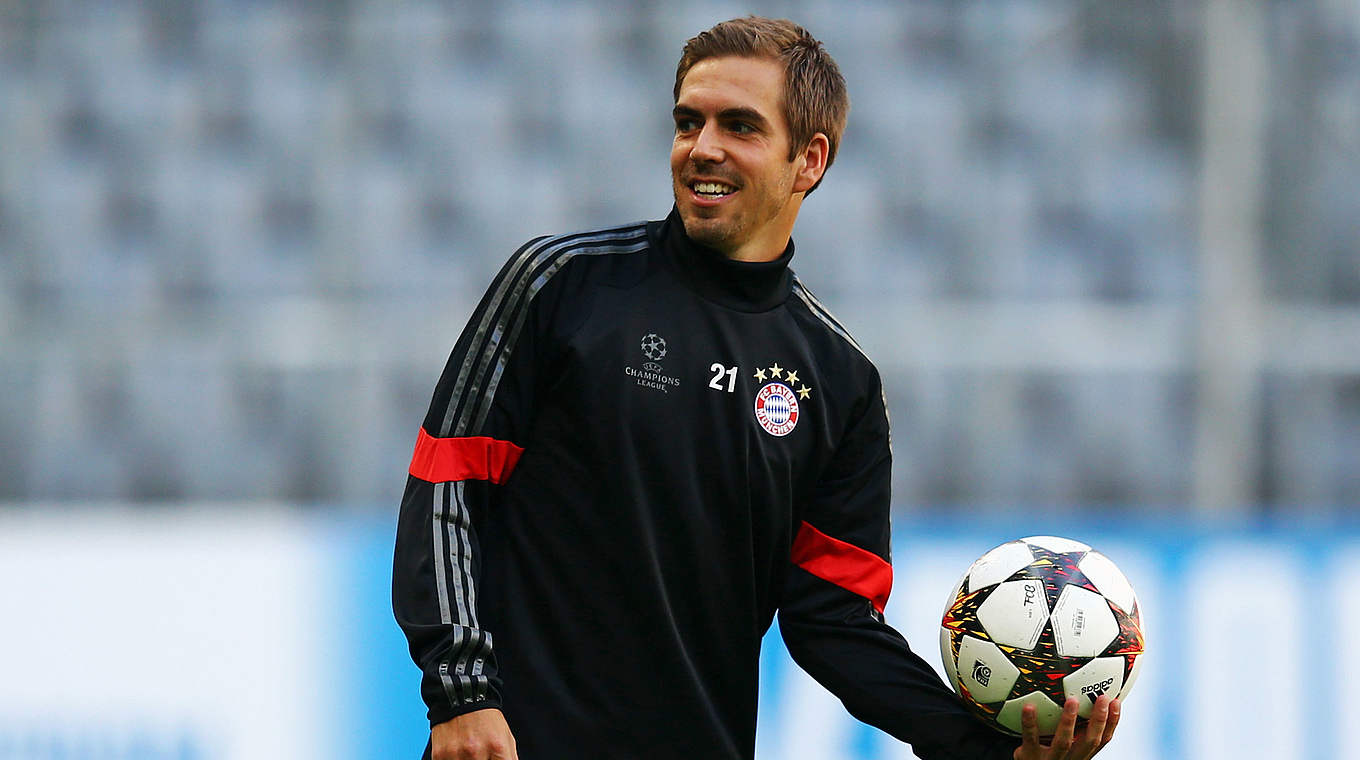 After three months of rest, Philipp Lahm has started running laps on Monday © 2014 Getty Images