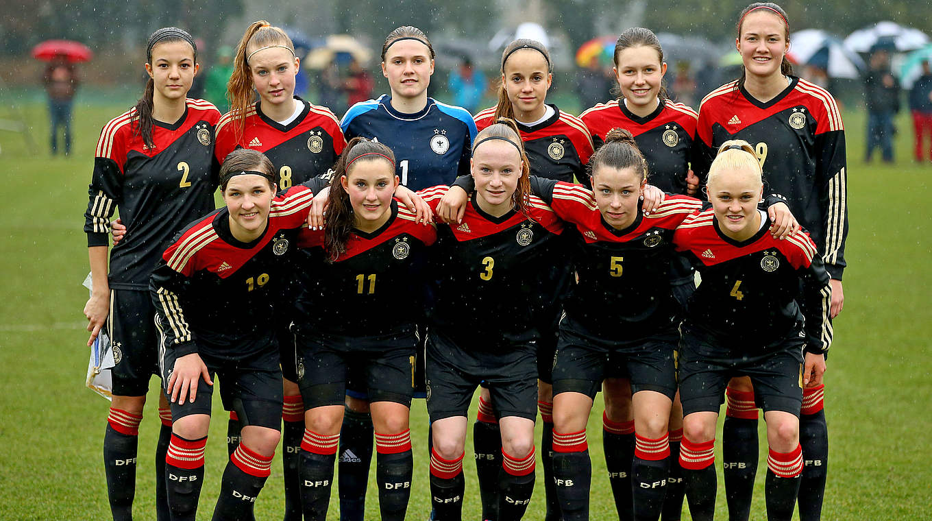 Startelf des England-Spiels: Die deutschen U 17-Juniorinnen © 2015 Getty Images