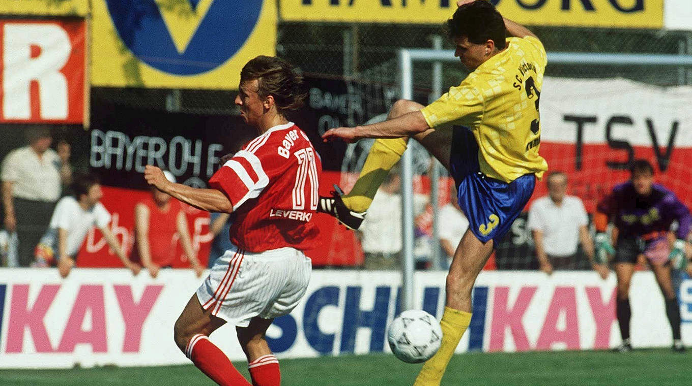 Bundesliga-Debüt: Andreas Thom (l.) vor 25 Jahren bei Bayer Leverkusen © Getty