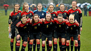 Zweites Länderspiel: Die U 17-Juniorinnen testen gegen Frankreich © 2015 Getty Images