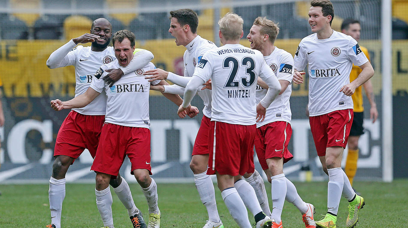 Erster Sieg im neuen Jahr: Wehen Wiesbaden © 2015 Getty Images