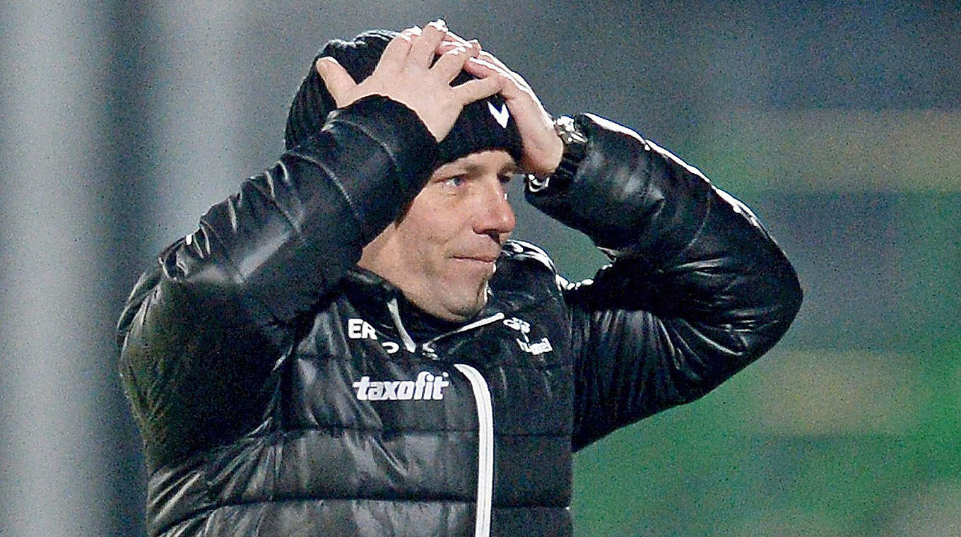 Nur ein Sieg aus den letzten zehn Spielen: Trainer Frank Kramer ist in Fürth beurlaubt © 2015 Getty Images