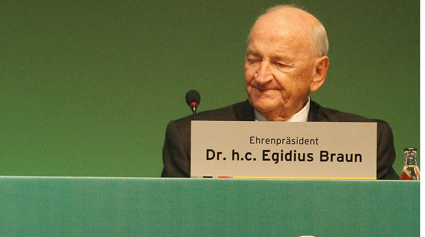 Egidius Braun turns 90 today © 2007 Getty Images
