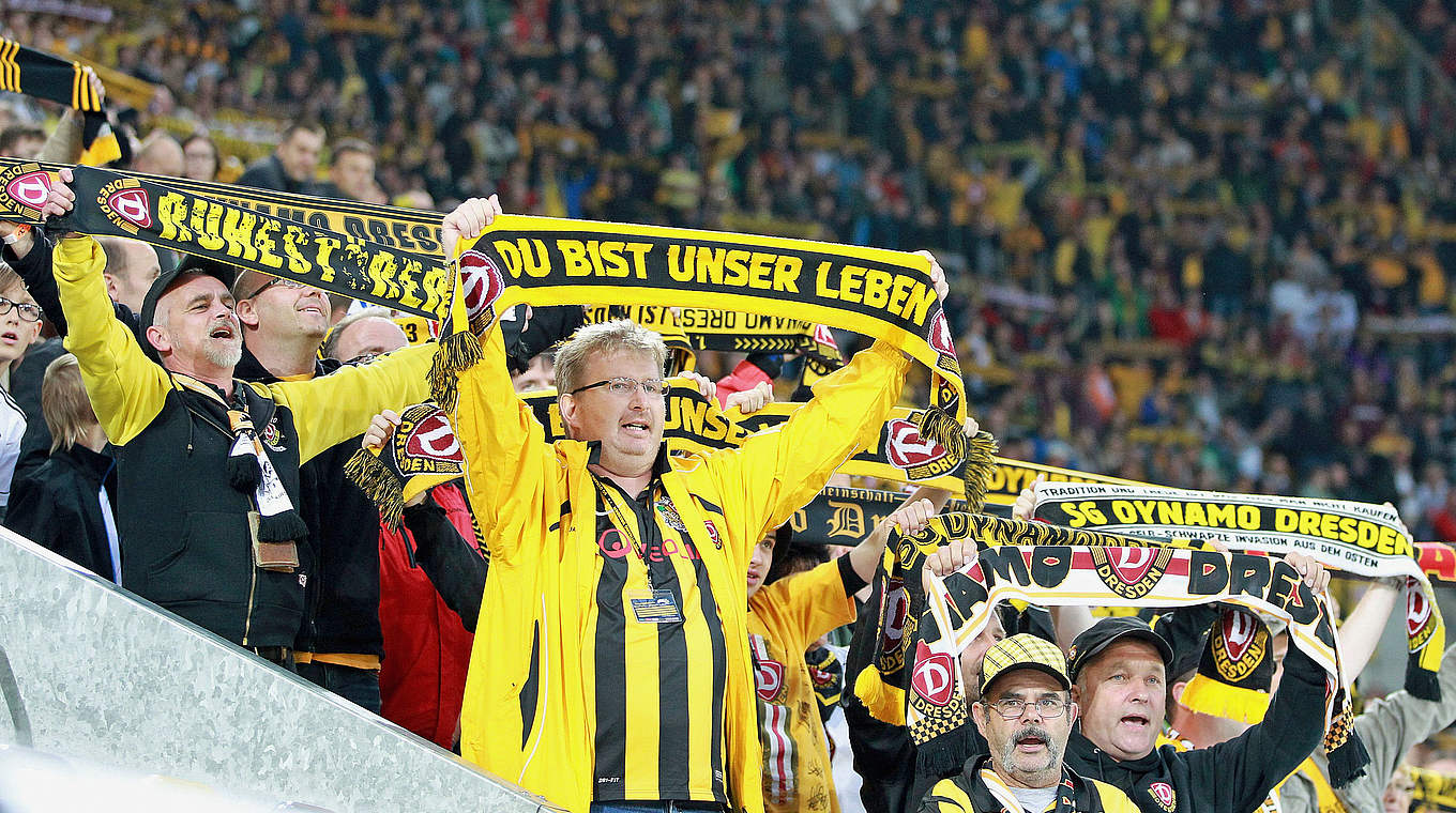 "Aktion 30.000+": Dynamo Dresden will den Zuschauer-Saisonrekord knacken © 2014 Getty Images