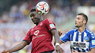 Nürnberg gegen Karlsruhe: Beide Teams wollen zurück in die Bundesliga © 2014 Getty Images