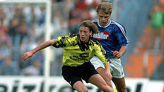Steffen Freund playing in the derby back in 1993 © 