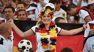 Happy Day: Deutsche Fans dürften sich über eine Einladung des Fan Club in Georgien freuen. © Getty Images