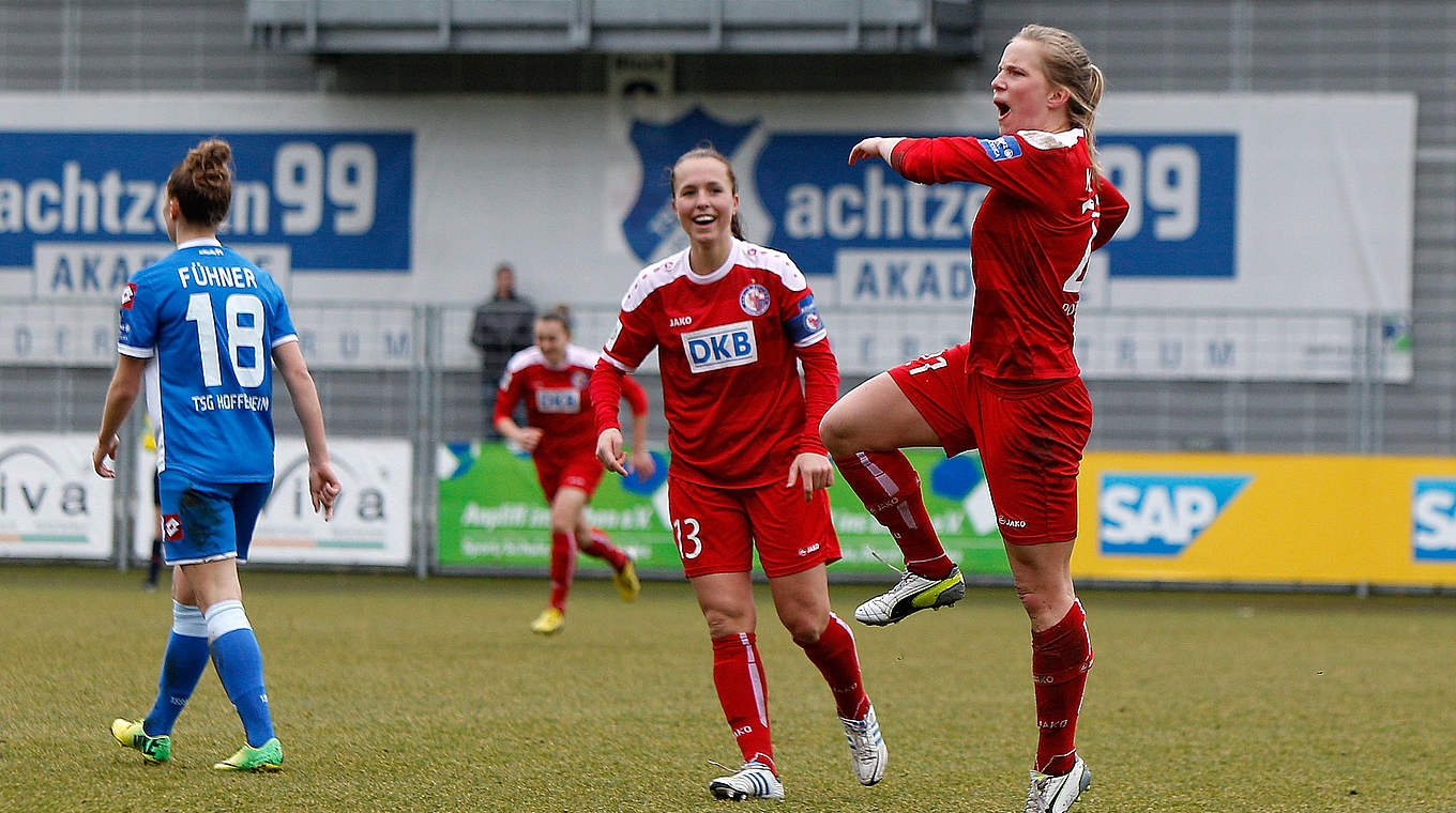 Führungstreffer für Potsdam: Nationalspielerin Tabea Kemme (r.) jubelt © Jan Kuppert