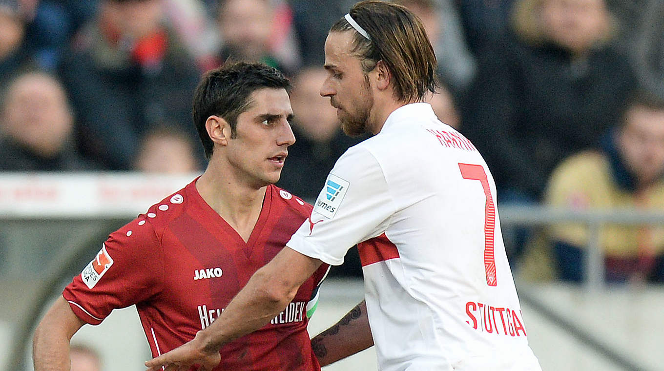 Sah im Spiel gegen den VfB Stuttgart die Gelb-Rote Karte: Hannovers Lars Stindl (l.) © 2015 Getty Images