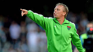 Head coach Klaus and 1. FC Schweinfurt 05 prepare for Sandhausen © 2013 Getty Images