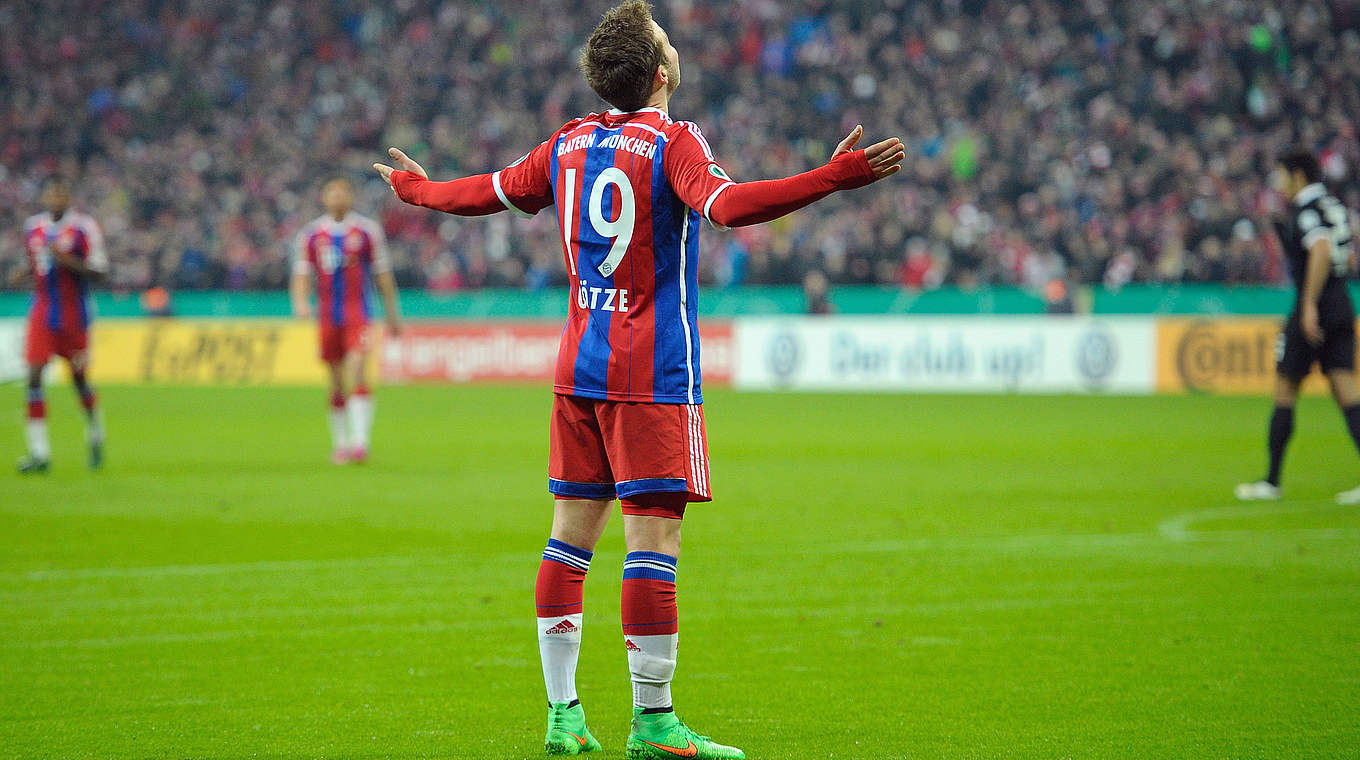 Sorgt für die Entscheidung zugunsten der Bayern: Weltmeister Mario Götze © 2015 Getty Images