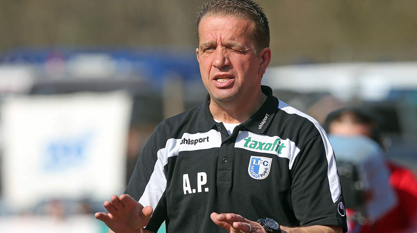 Hat Personalprobleme vor dem Plauen-Spiel: Neustrelitz-Trainer Andreas Petersen © 2014 Getty Images