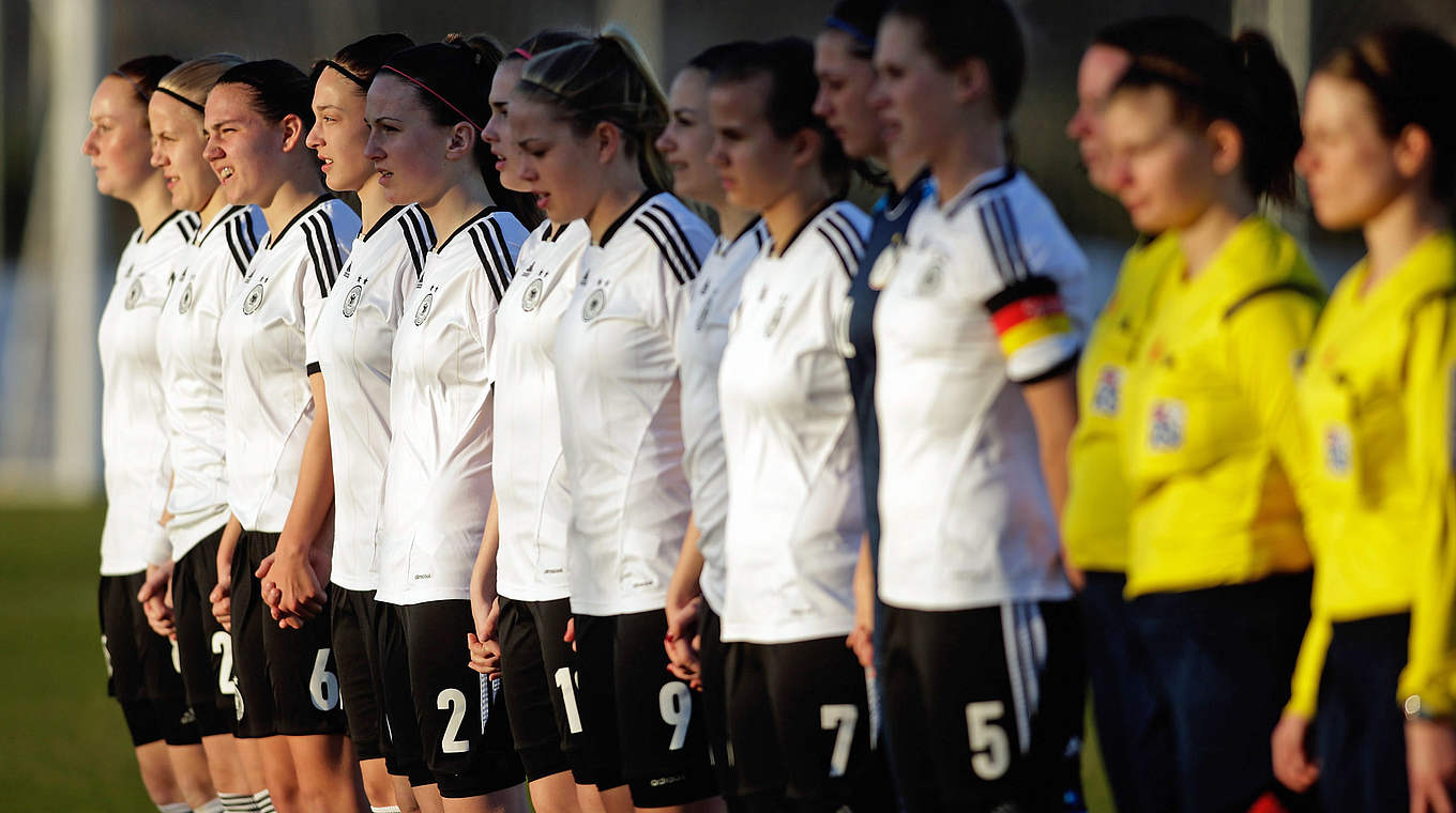 EM-Qualifikation im eigenen Land: die deutschen U 19-Frauen © 2015 Getty Images