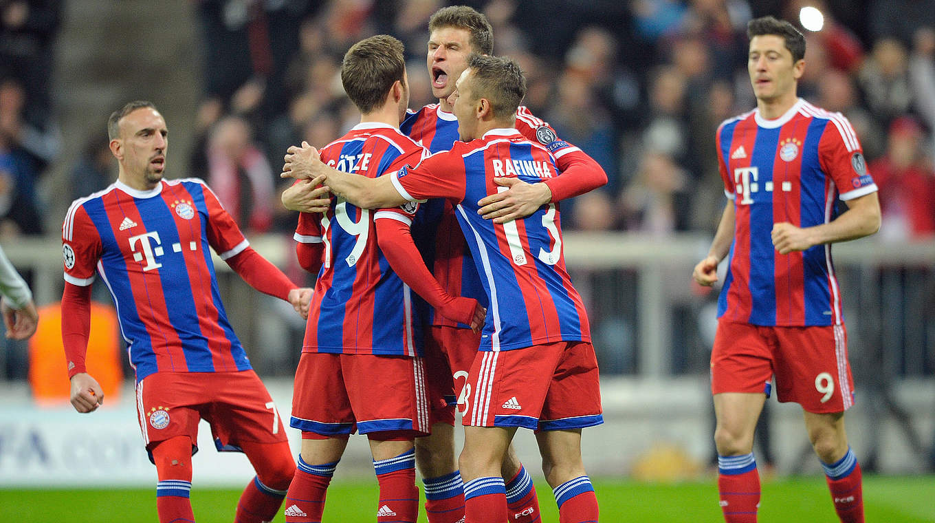 Thomas Müller celebrates scoring the opener © 2015 Getty Images