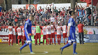 Spitzenspiel: Zwickau schlägt Gastgeber Wacker 3:0 © 2015 Getty Images