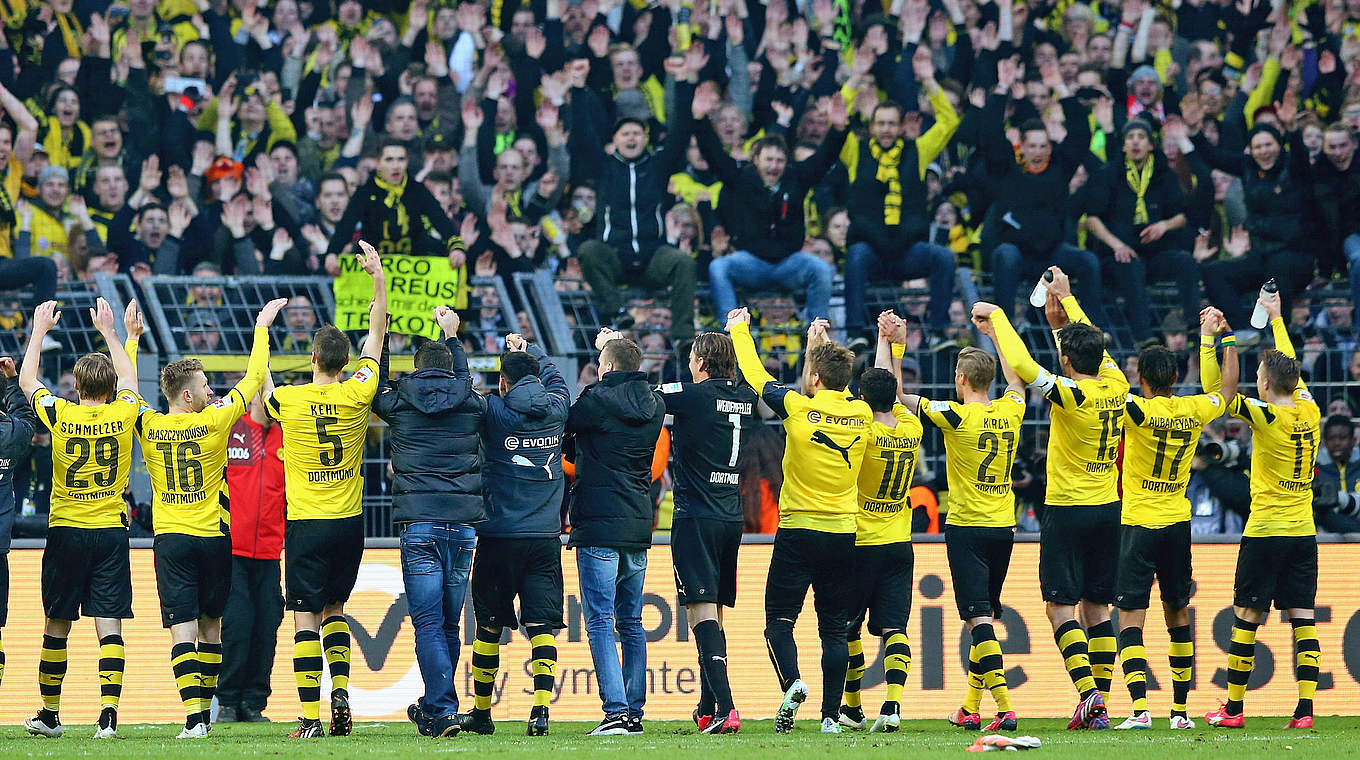 Steht vor ihrem 700. Bundesliga-Sieg: Borussia Dortmund © 2015 Getty Images