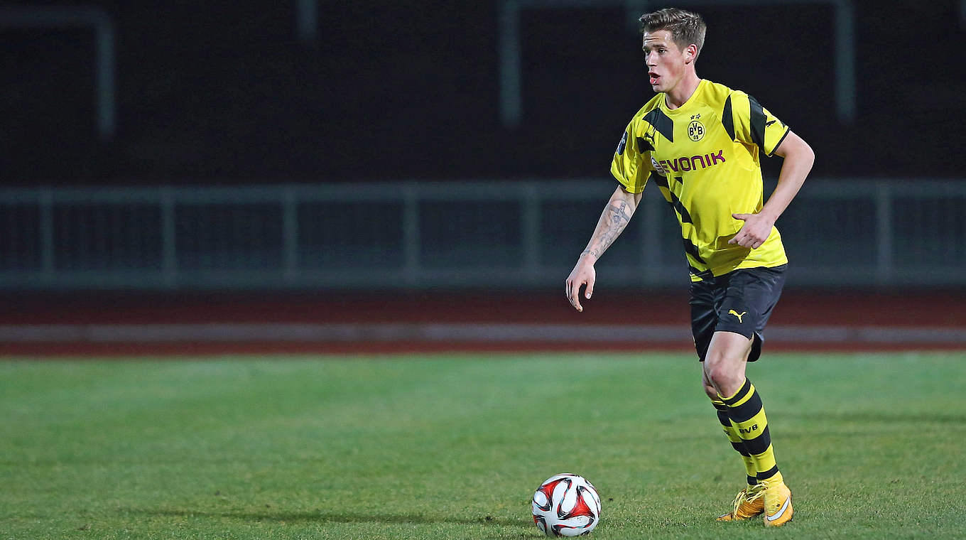 Zweimal für die Zweite im Einsatz: Nationalspieler Erik Durm © 2015 Getty Images