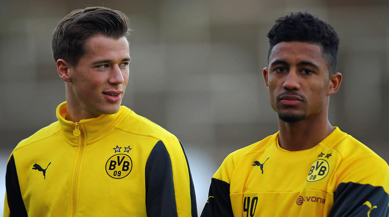 Mittendrin: Erik Durm (l.) bei der Zweitvertretung des BVB © 2015 Getty Images