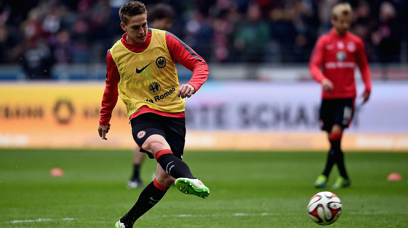 Vertrag in Frankfurt verlängert: Bastian Oczipka © 2015 Getty Images