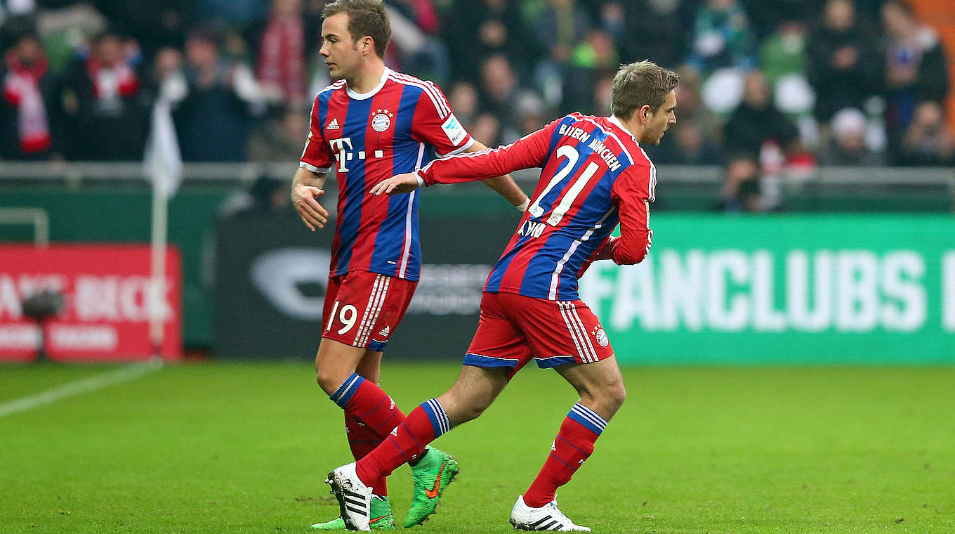 Comeback nach vier Monaten Verletzungspause: Weltmeister Philipp Lahm (r.)  © 2015 Getty Images