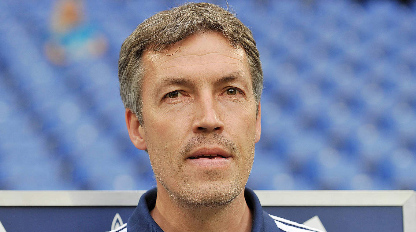 Schalke-Trainer Grauer: "Müssen clever spielen" © imago/Schwörer Pressefoto