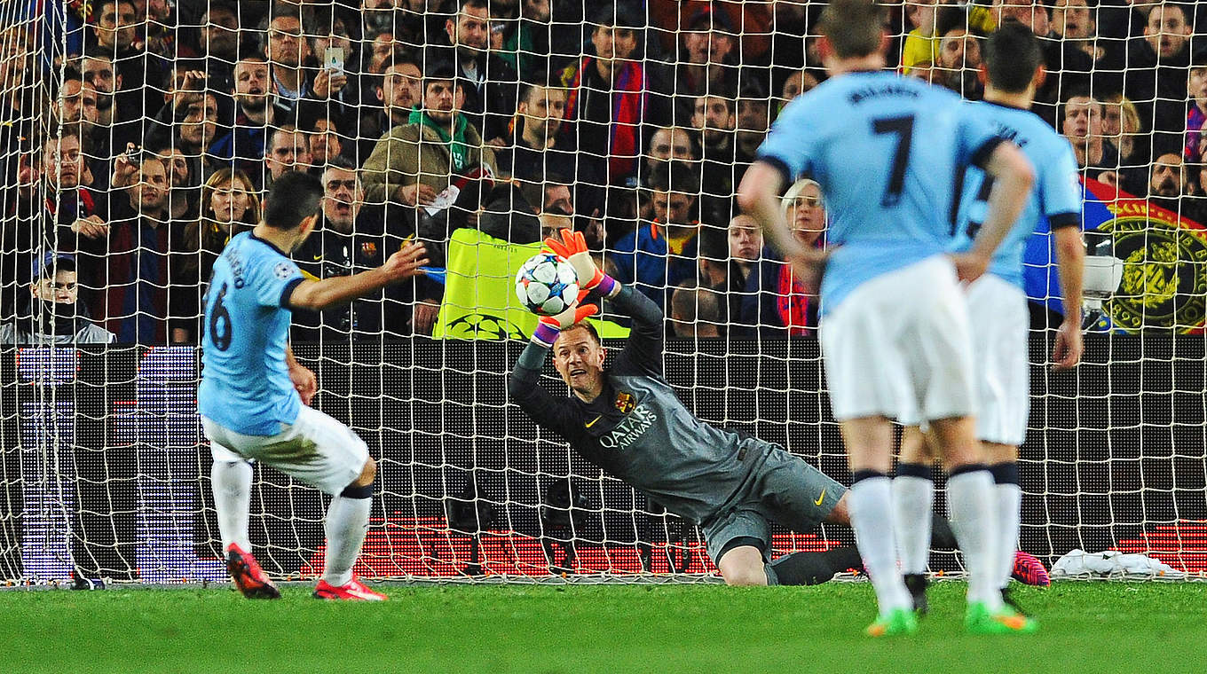 Marc-André ter Stegen protects the win with penalty save © 2015 Getty Images