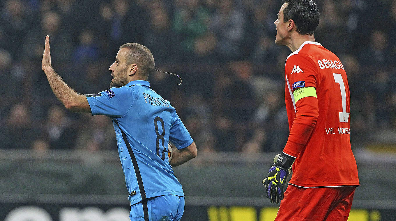 Hoffnung für Inter: Palacio (l.) bejubelt den zwischenzeitlichen Ausgleich © 2015 Getty Images