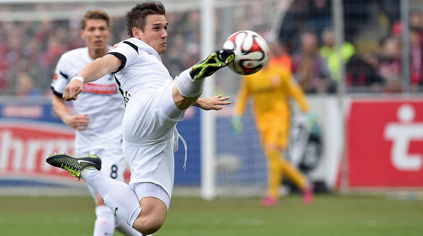 100. Bundesligaspiel: Freiburgs Nationalspieler Oliver Sorg © 2015 Getty Images