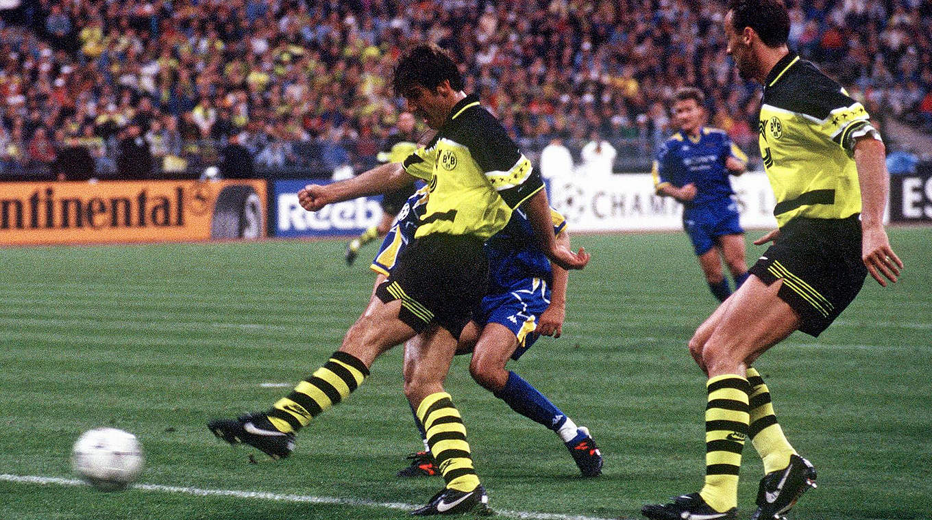 Der erste Streich gegen Juventur 1997: Karl-Heinz Riedle (l.) trifft zur Führung © imago