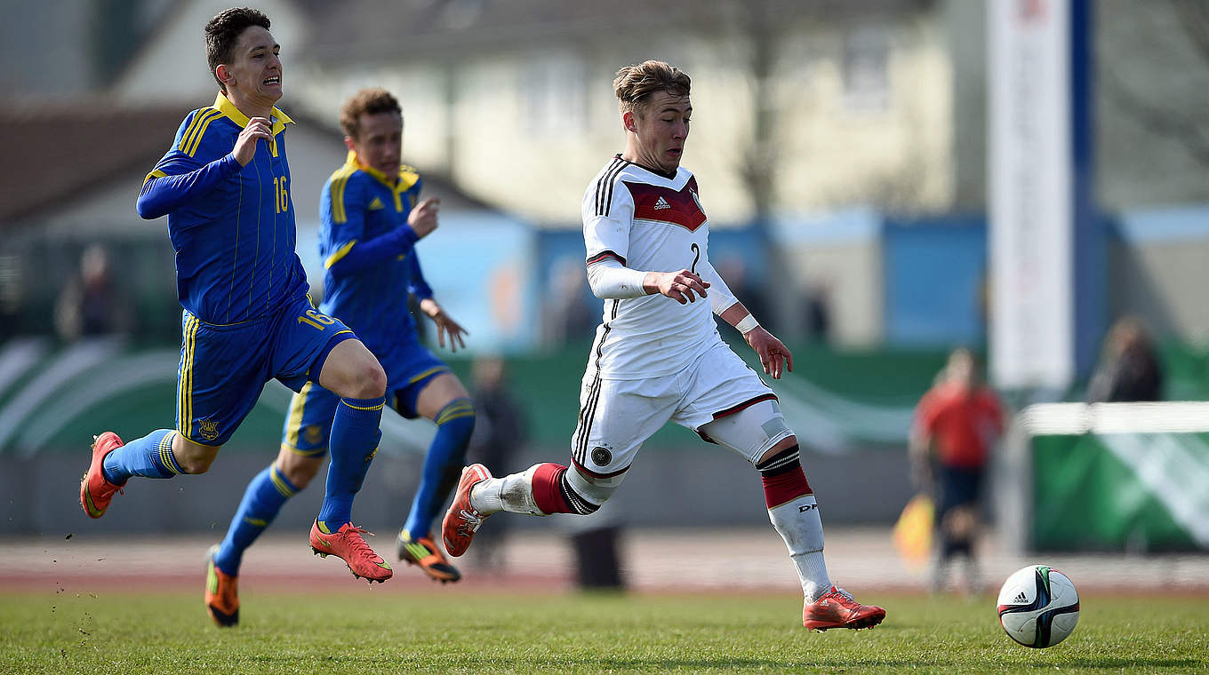 Türöffner fürs DFB-Team: Der Dortmunder Felix Passlack (r.) erzielt den ersten Treffer © 2015 Getty Images