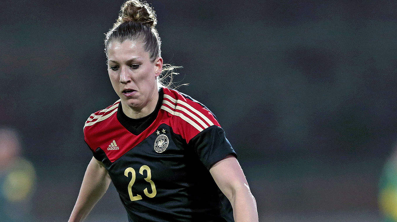 25 Länderspiele für die Frauen-Nationalmannschaft: Verena Faißt © 2015 Getty Images