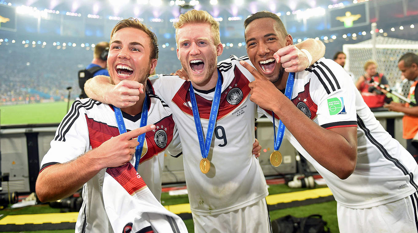 Größter Triumph: Boateng (r.) bejubelt mit Götze (l.) und Schürrle den WM-Titel © AFP/Getty Images