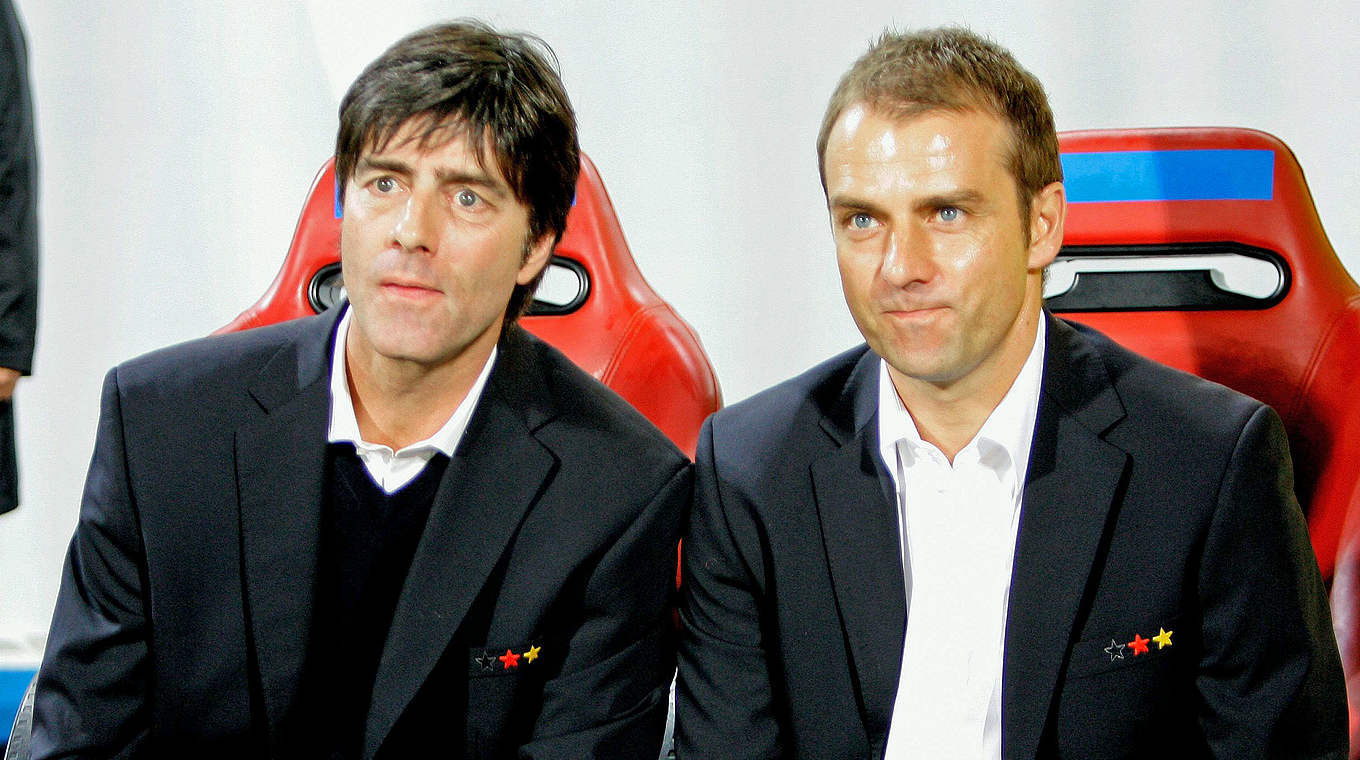 Neues Trainerteam: Joachim Löw (l.) und Assistent Hansi Flick gegen Georgien 2006 © 2006 Getty Images