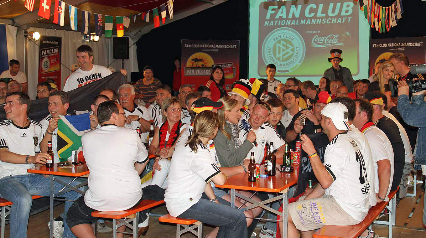 Feste Einrichtung: das Fan-Camp  © DFB