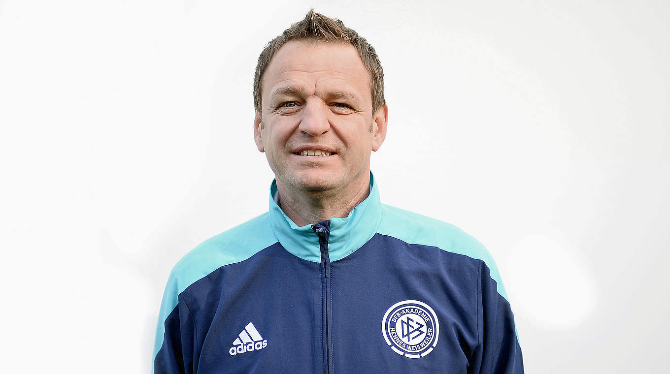Sieg gegen Rehden: Norderstedt und Coach Thomas Seeliger © 2014 Getty Images