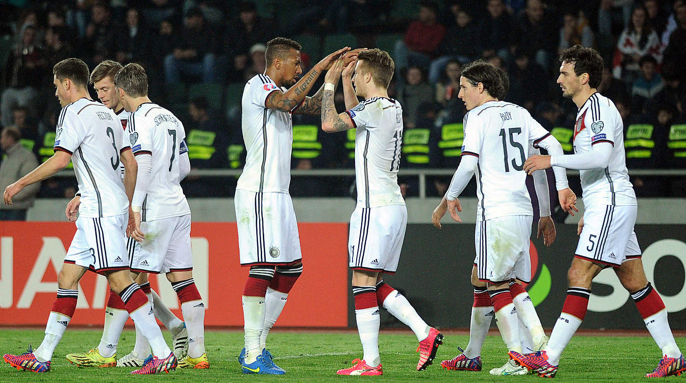 Müller and Reus got the goals in Tbilisi © 