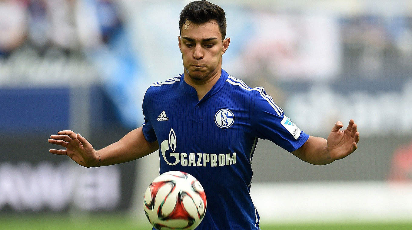 Fällt verletzt aus: Schalkes Kaan Ayhan © PATRIK STOLLARZ/AFP/Getty Images