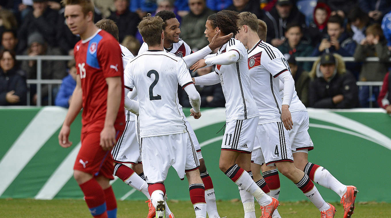 Großer Jubel in Walldorf: Die deutsche U 19-Auswahl bucht das EM-Ticket © 2015 Getty Images