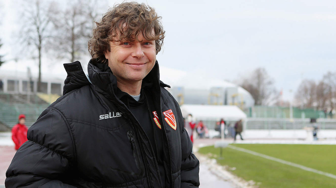 Trifft auf seinen Ex-Klub: Energies Trainer Stefan Krämer © 2015 Getty Images