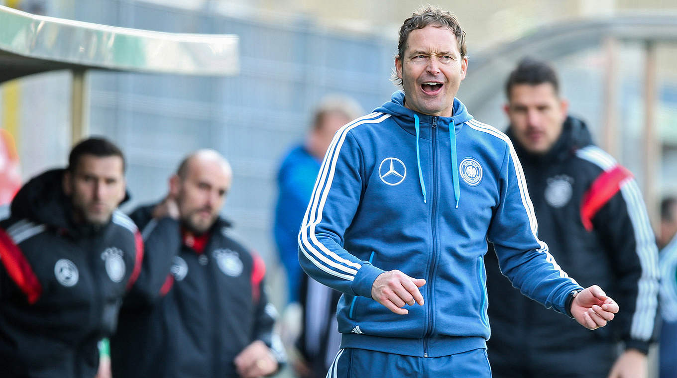 Startet mit einem neu formierten U 19-Team in die Saison: der DFB-Trainer Marcus Sorg © 2015 Getty Images
