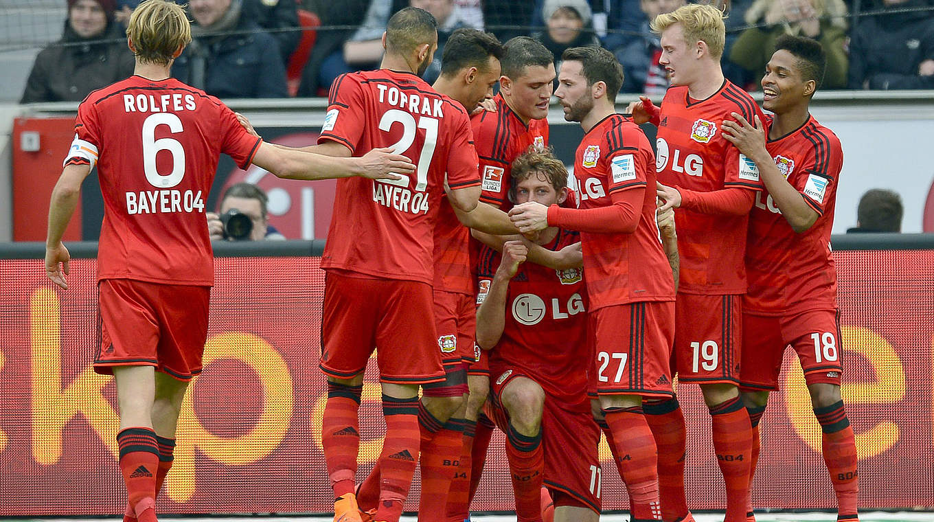 Leverkusen waltzed to victory against HSV © 